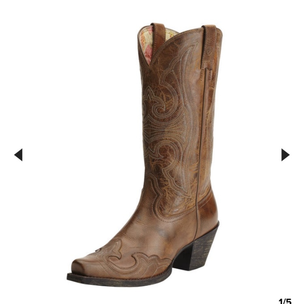 Ariat Western Cowgirl Boot size 9.5